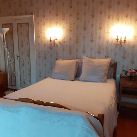 Spacieuse Dans Maison Bourgeoise Rouffignac