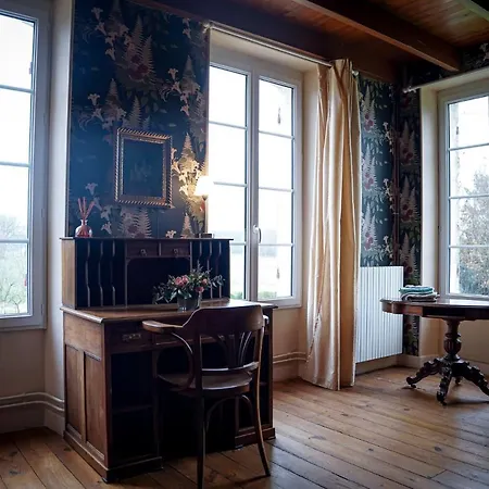 Spacieuse Dans Maison Bourgeoise